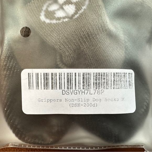 146. NWT Dog Quality Grippers Non-Slip Dog Socks (M) - Picture 6 of 14